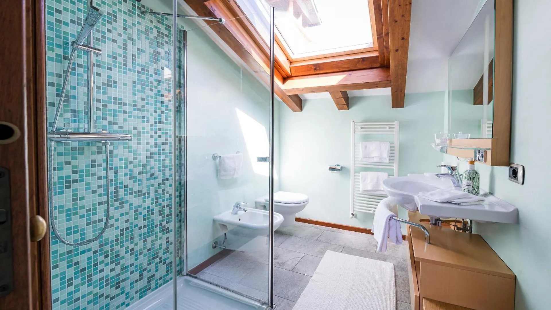 Alveluu Ristorante E Suites Tremezzo Resort