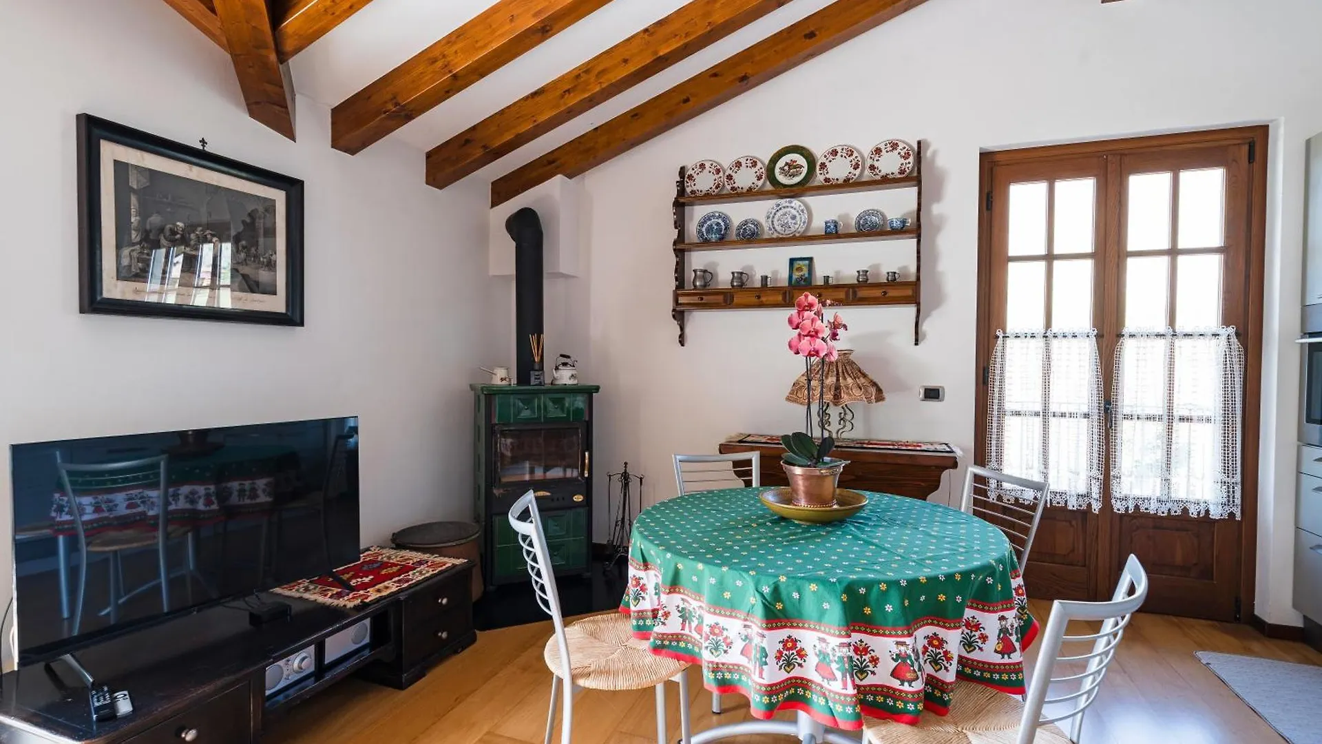 Alveluu Ristorante E Suites Tremezzo