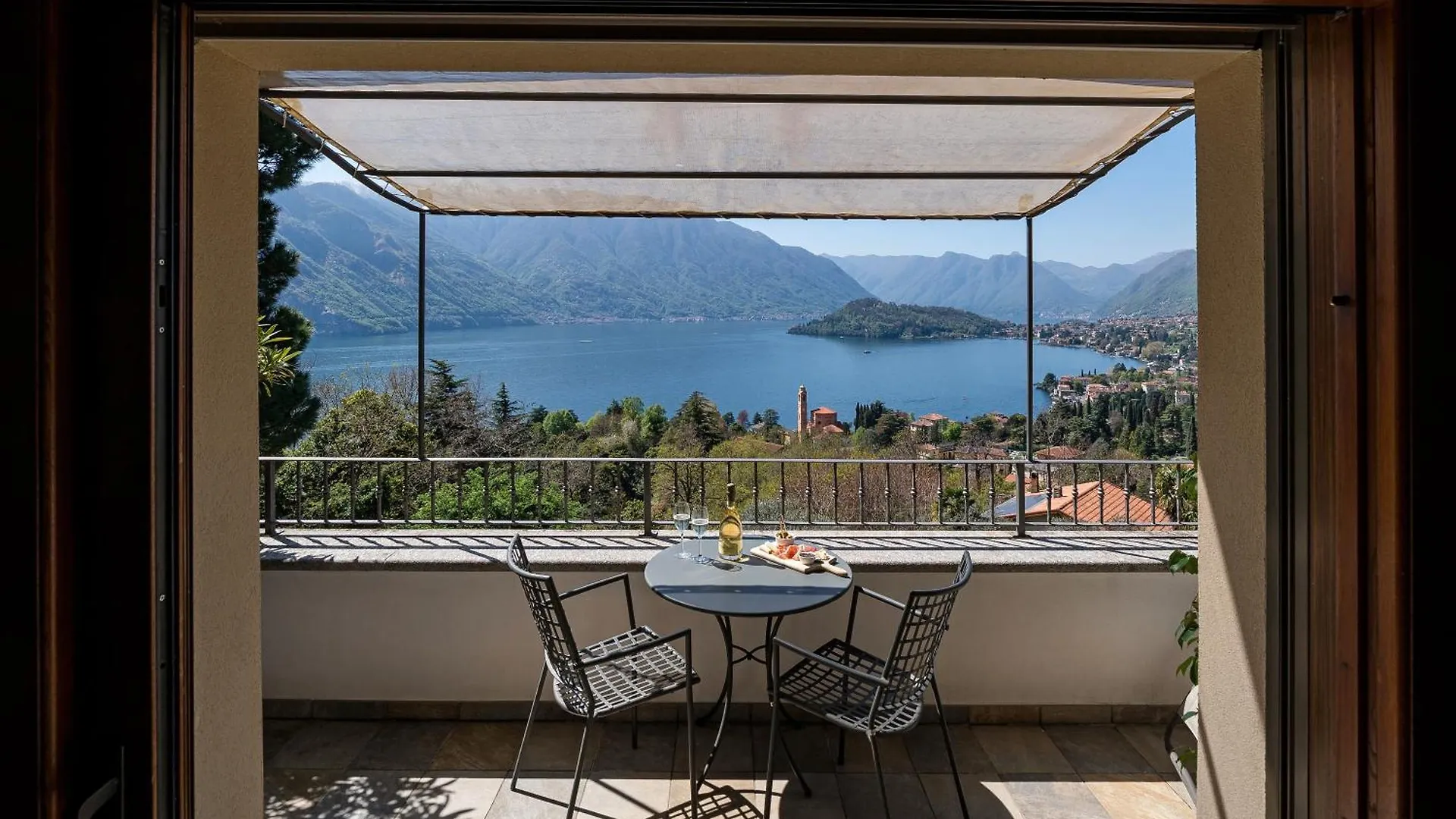 Alveluu Ristorante E Suites Tremezzo Italia